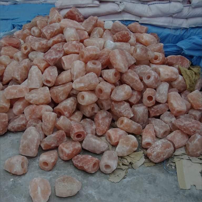 Natural Himalayan pink salt crystals by Suhail Salt, unrefined mineral-rich rock salt from Himalayan mines
